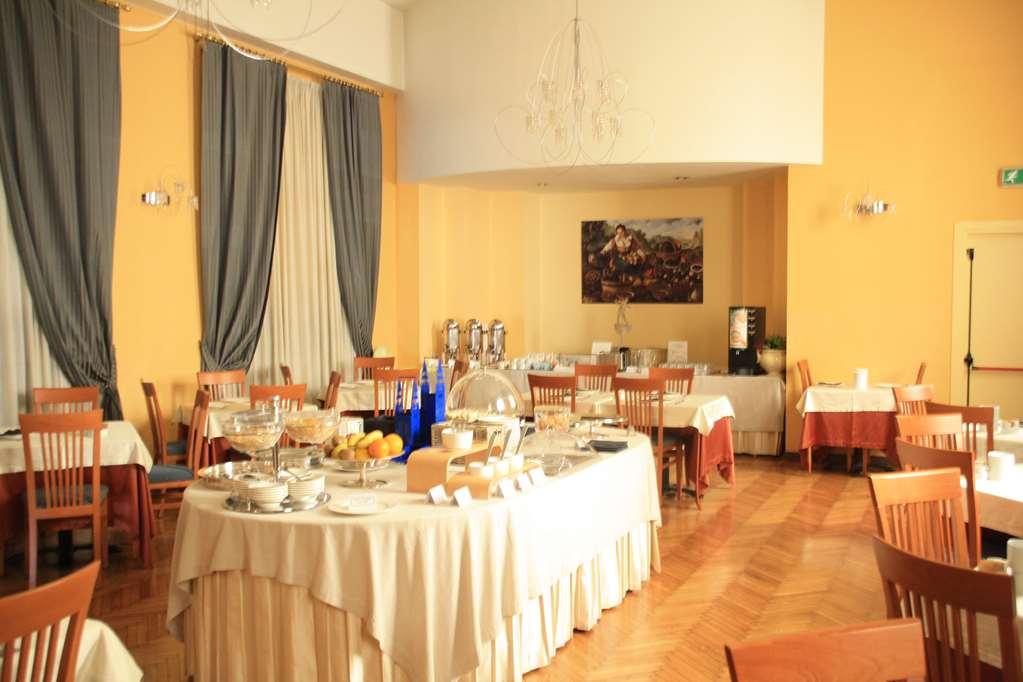 Hotel Impero Cremona Étterem fotó